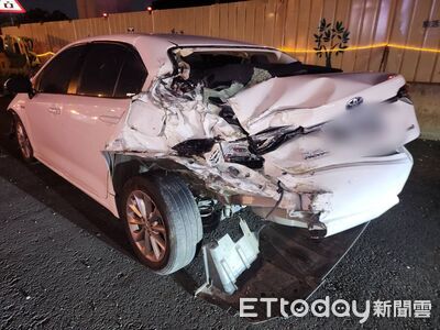 國道1號五股段4車追撞　現場撞擊畫面曝光