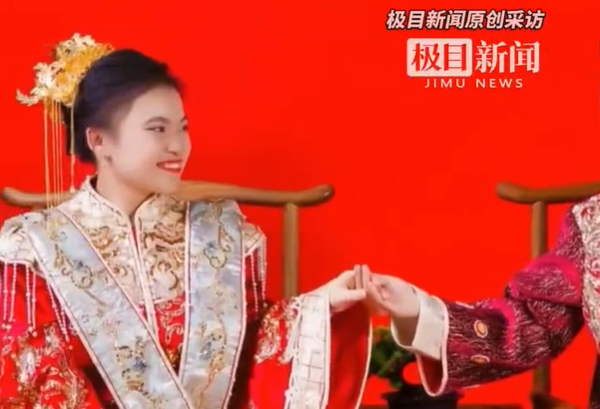 ▲兩人結婚不到2年。（圖／翻攝自微博）