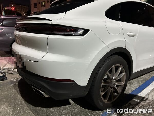 ▲▼機車車主不滿愛車被撞壞怒報警，肇事者最高可罰3千元，但自己恐怕也會挨罰6百元。（圖／民眾提供，下同）