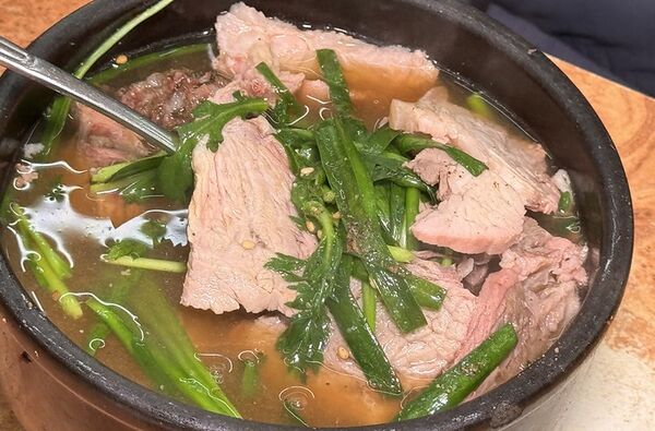 ▲▼新昌湯飯本店。（圖／部落客小虎食夢網授權提供）