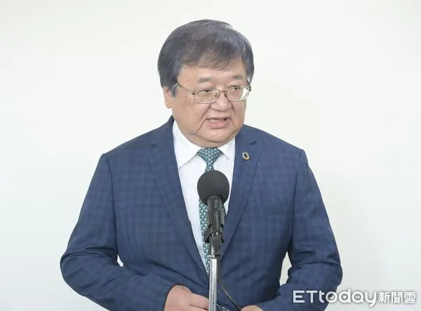 ▲▼衛生福利部長邱泰源  勞動部長洪申翰 聯訪 立法院社會福利及衛生環境委員會。（圖／記者屠惠剛攝）