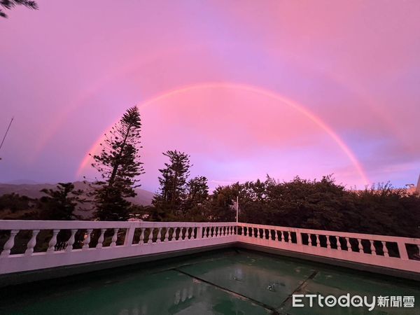 ▲▼清境農場22年星巴克即將熄燈，改由台灣咖啡莊園進駐。（圖／記者高堂堯翻攝）