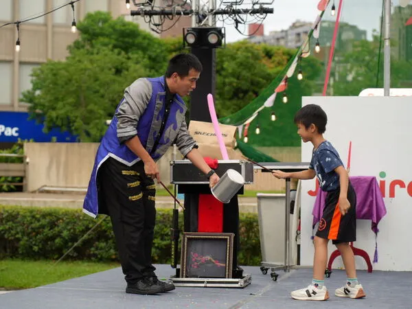 天馬城邦「Recircus移動綠劇場」登場！永續馬戲點亮新北兒藝節（圖／新北市政府文化局提供）