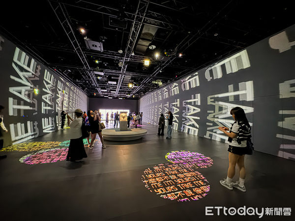 ▲▼G-Dragon Media Exhibition: &Uuml;bermensch」沉浸式數位藝術展。（圖／記者蔡玟君攝）