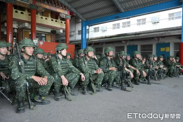 ▲花蓮縣後備旅展開為期14天被譽為「史上最硬」的教育召集訓練。（圖／花蓮市公所提供，下同）