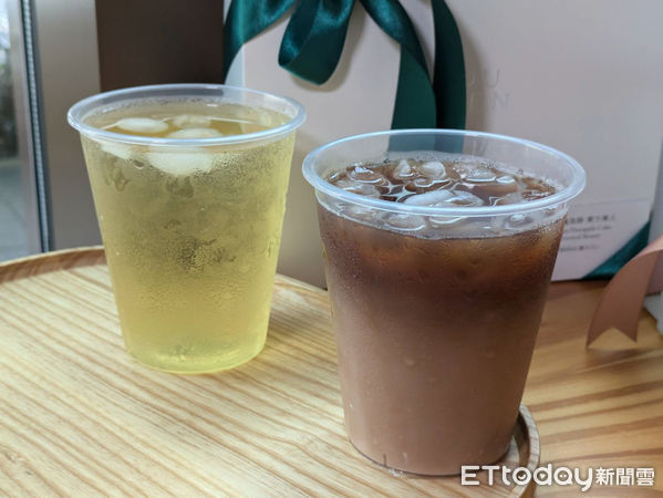 ▲寶元紀首間藏茶外帶店落腳台北　11款聯名甜點8/31前限量供應。（圖／記者黃士原攝）