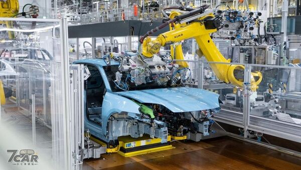 Porsche 萊比錫工廠迎來百萬里程碑，第 100 萬輛 Macan 正式下線