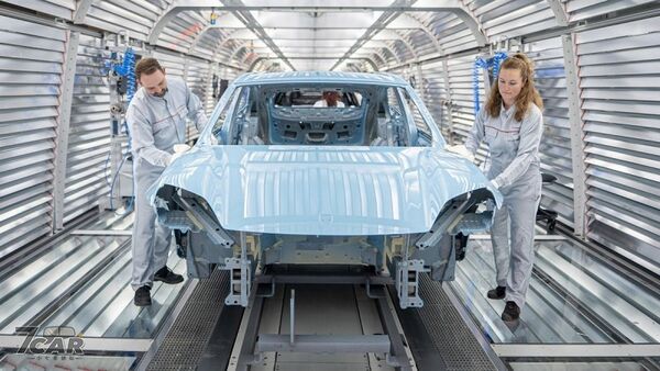 Porsche 萊比錫工廠迎來百萬里程碑，第 100 萬輛 Macan 正式下線
