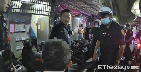 ▲為1500元修繕費街頭開打，蘆洲7人互毆遭逮。（圖／記者陸運陞翻攝）