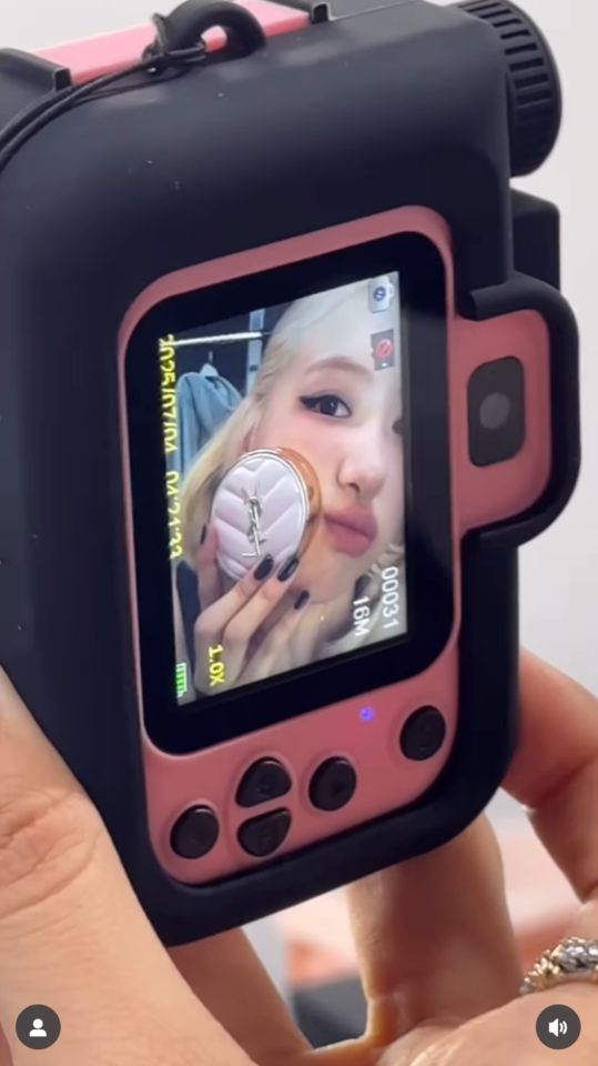 BLACKPINK,Rosé,YSL,benefit,彩妝,底妝,粉底,世界巡演,。（圖／品牌提供、IG）