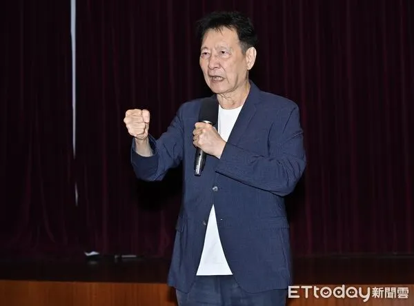 ▲▼ 趙少康說明「去東非看動物大遷徙」一事。（圖／記者李毓康攝）