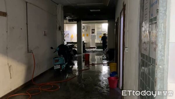 ▲▼高雄移工宿舍起火 。（圖／記者吳奕靖翻攝）