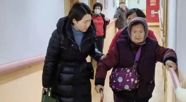 中国老人离世2千万遗产无人继承 全网寻亲人
