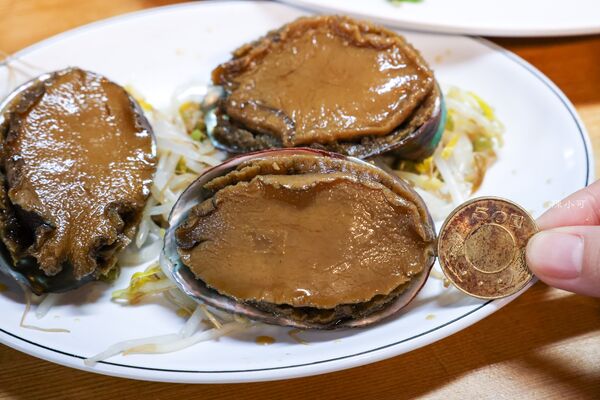 ▲▼卯澳船長平價小吃。（圖／部落客陳小可的吃喝玩樂授權提供）