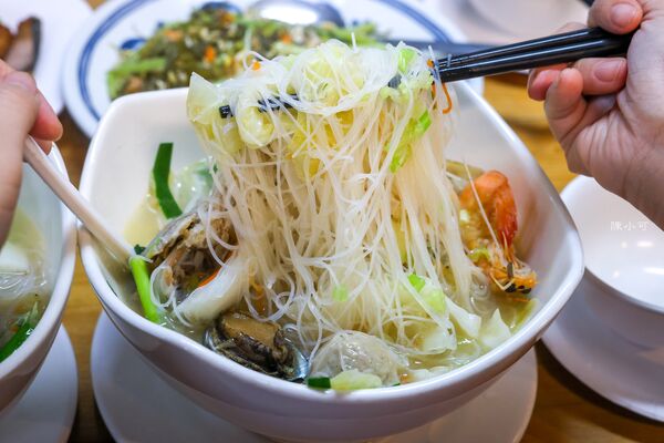 ▲▼卯澳船長平價小吃。（圖／部落客陳小可的吃喝玩樂授權提供）