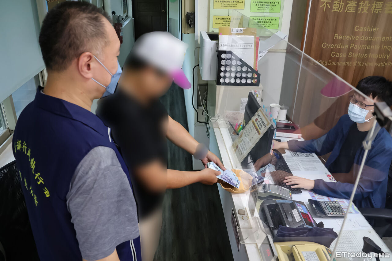 「無照必罰」開鍘！賴皮男欠11萬罰款　屏東分署強制執行全還清