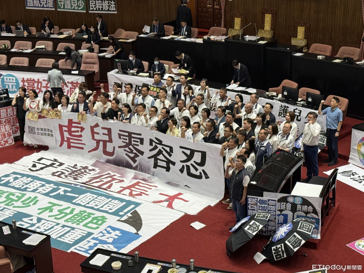 民進黨反對重罰虐兒犯　藍翻過往虐兒案嗆吳思瑤：逾7成都輕判