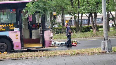總統官邸旁死亡車禍！部桃乳癌權威醫師北上開會　命喪公車輪下