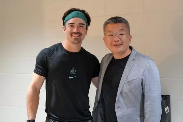 ▲▼             蔡其昌拜會卡洛爾、龍。（圖／聯盟提供）