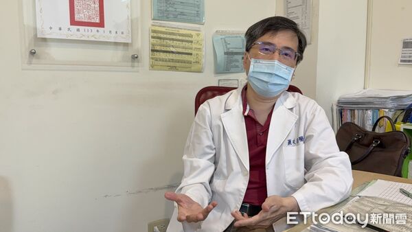 ▲知名自閉症畫家陳駿杰手繪鬱金香送給蕭政岳醫師            。（圖／記者吳奕靖翻攝）