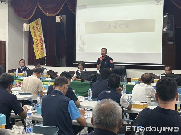 ▲▼  年度社區治安會議 聚焦反詐騙、毒品辨識、婦幼保護與高齡交通安全 攜手各界共建安心、安全生活圈】　  。（圖／民雄分局提供）