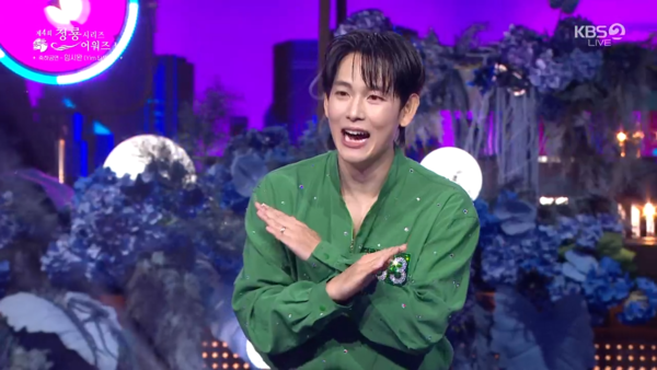 ▲▼青龍／任時完1年前說錯話！超猛10分鐘唱跳　影帝驚見黑歷史當場崩潰。（圖／翻攝自KBS）