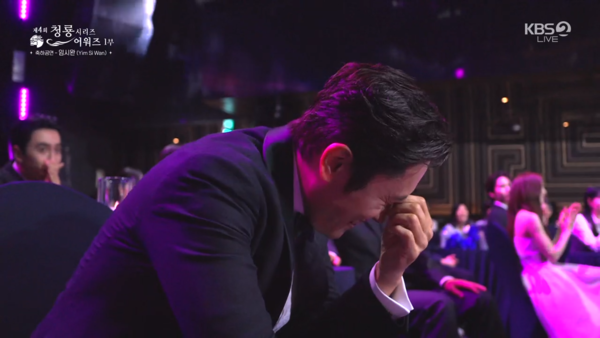 ▲▼青龍／任時完1年前說錯話！超猛10分鐘唱跳　影帝驚見黑歷史當場崩潰。（圖／翻攝自KBS）