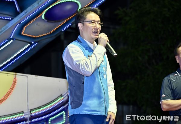 ▲▼ 張智倫出席國民黨反惡罷、守護中和聯合晚會。（圖／記者李毓康攝）