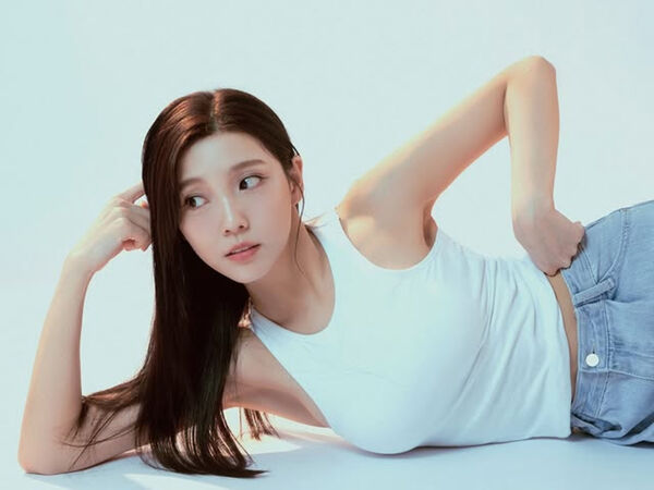 ▲緯來原創《宇宙啦啦隊》今日舉辦開鏡儀式，製作人B2(左起)、海選主持人麻由。（圖／緯來提供）