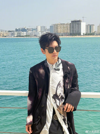 ▲▼黃曉明　葉珂。（圖／翻攝自微博）