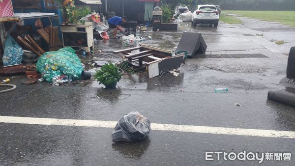 ▲▼台東縣今早驚見龍捲風。（圖／記者楊漢聲翻攝)