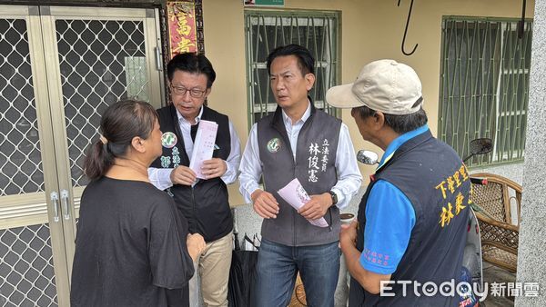 ▲林俊憲、郭國文等人說明七股、佳里三起風災後傷亡案例，盼中央與地方援助弱勢家庭。（圖／記者林東良翻攝，下同）