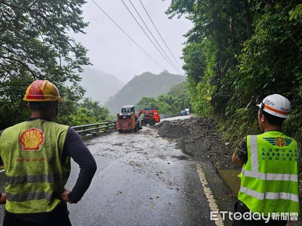 ▲台20線緊急搶修恢復通行。（圖／記者楊晨東翻攝）