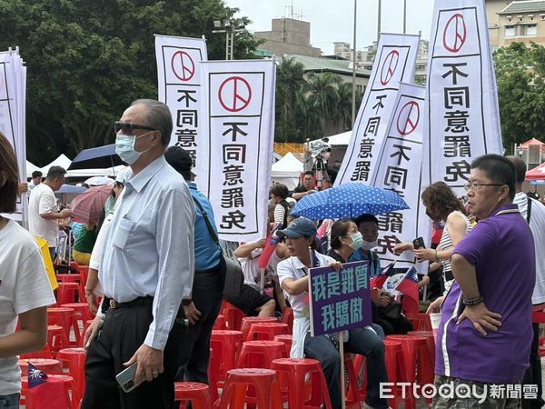 ▲▼國民黨舉辦「反惡罷 戰獨裁 不同意罷免」北部黃金週造勢晚會。（圖／記者鄭佩玟攝）