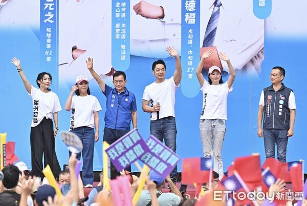 ▲▼國民黨舉辦「反惡罷 新北愛國者行動」造勢活動，蔣萬安帶領北市立委徐巧芯、李彥秀、賴士葆、王鴻薇、羅智強等人到場助講  。（圖／記者李毓康攝）