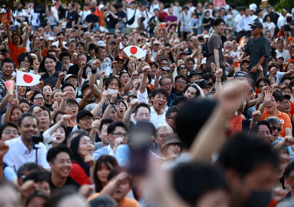 ▲▼日本參政黨選擇在港區芝公園舉辦選前之夜，參政黨主席神谷宗幣發表演說。（圖／路透）