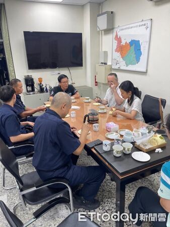 ▲法國出版人馬霆伉儷拜訪潮州。（圖／記者陳崑福翻攝）