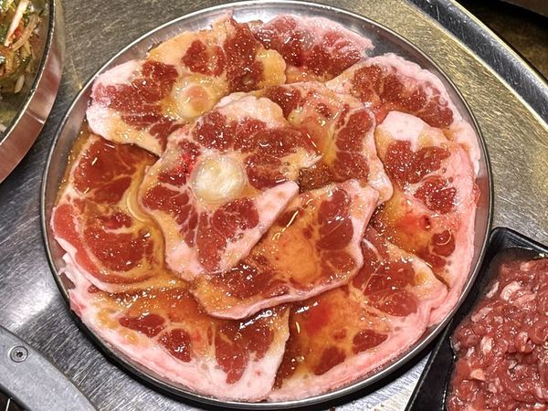 ▲▼牛長刻 西面總店。（圖／部落客小虎食夢網授權提供）