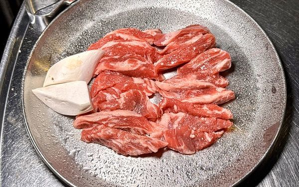 ▲▼牛長刻 西面總店。（圖／部落客小虎食夢網授權提供）