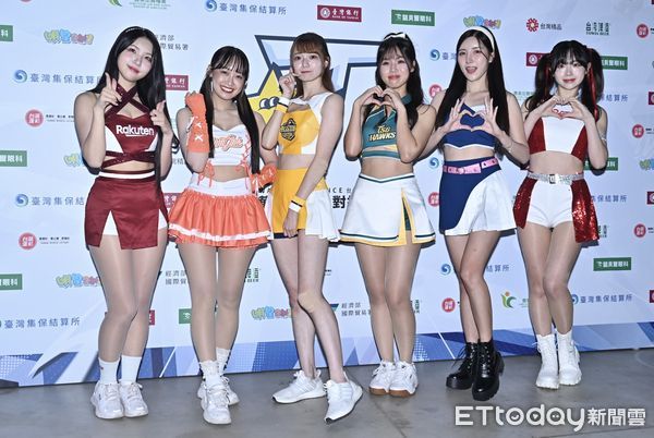 ▲▼ 2025中職明星賽啦啦隊女孩聯訪，桃子、Chihiro、廉世彬、金娜妍、南珉貞、JC。（圖／記者李毓康攝）