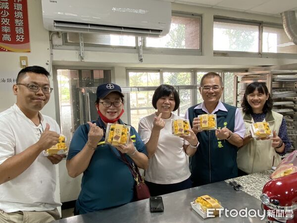 ▲台南市勞工局於曾文園區舉辦烘焙課程，吸引許多勞工朋友熱情參與。（記者林東良翻攝，下同）