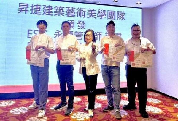 ▲敏盛醫療50週年，昇捷建設分享以ESG視角探索健康城市未來