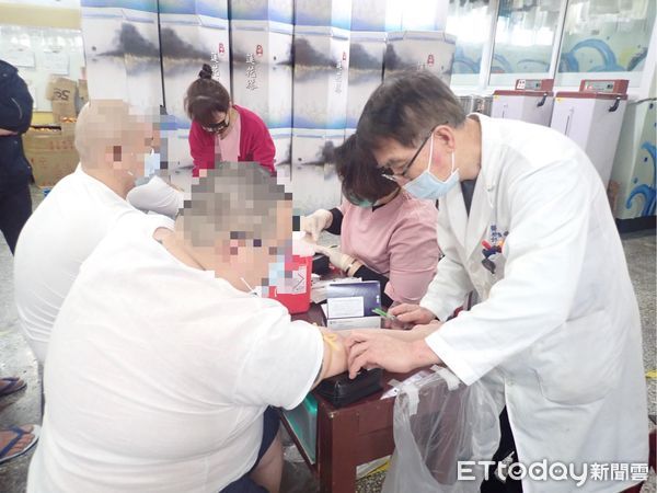▲新營醫院團隊入監協助南二監推動潛伏結核感染篩檢，打造無結核健康環境。（記者林東良翻攝，下同）