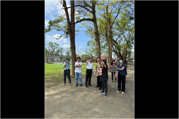 ▲▼衛福部次長呂建德勘查台南教養院，責成社家署盡速核撥重建經費，完成災後復原工作。（圖／呂建德臉書）