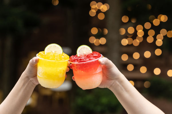 ▲彩耀日 COLOR BOOM!!。（圖／雄獅提供）