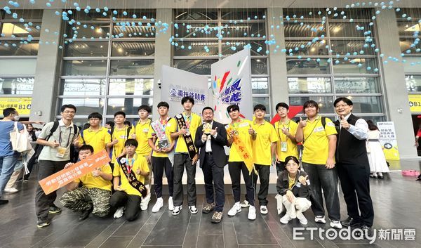 ▲第55屆全國技能競賽圓滿落幕，雲嘉南分署勇奪28面獎牌，表現耀眼。（記者林東良翻攝）