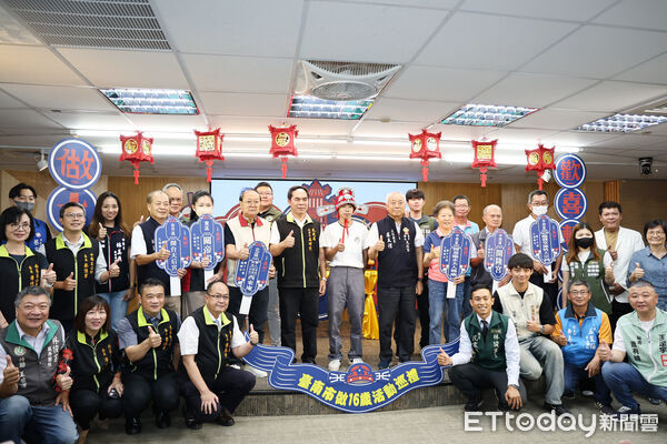 ▲台南市政府21日舉辦「做16歲」成年禮啟動記者會，六大宮廟代表齊聚，展現文化傳承力。（記者林東良翻攝，下同）