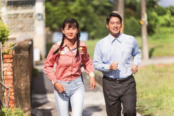 旱鴨子硬下水／獨家！許瑋甯無緣演《藍調時光》　安心亞獲選尬戲張鈞甯