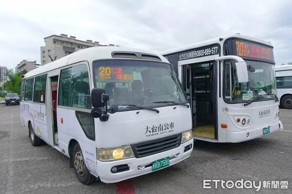 ▲生活公車20路與厝邊公車904路自23日上路，行經亞太棒球場，便利民眾觀賽與通勤。（記者林東良翻攝，下同）