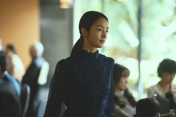 ▲林依晨與吳可熙在電影《失明》首次合作，雙影后互飆演技。（圖／周子娛樂提供）